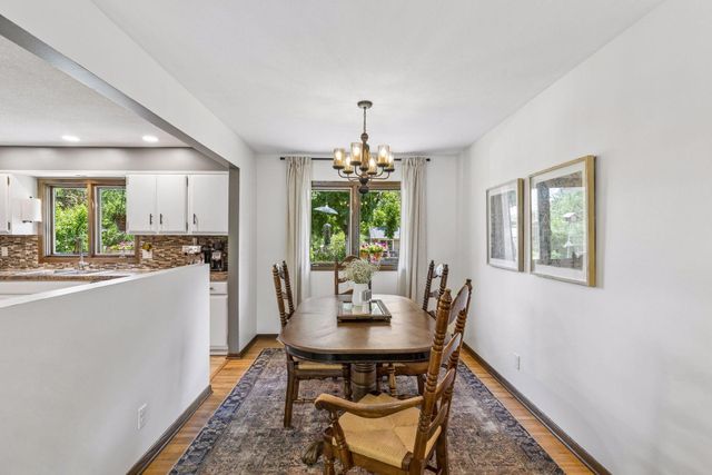 6265 Oakwood Road, Woodbury, MN 55125