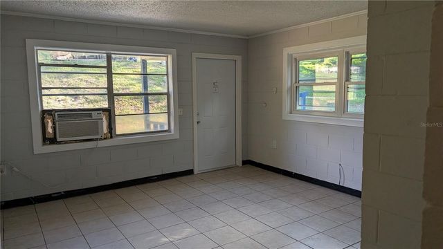 738 E MINNEOLA AVENUE, Clermont, FL 34711