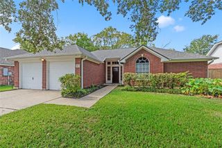 805 Courtland View, League City, TX 77573
