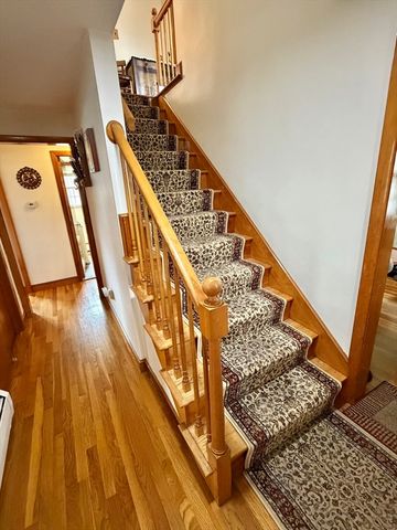 54 River St, Billerica, MA 01821