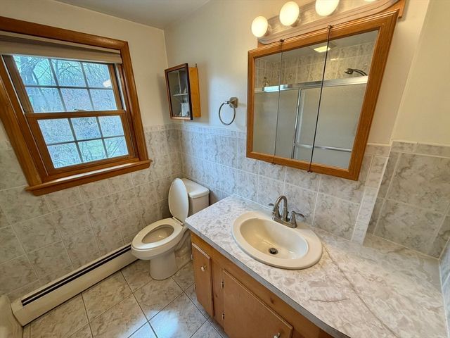 54 River St, Billerica, MA 01821