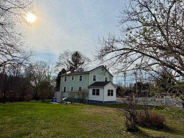 54 River St, Billerica, MA 01821