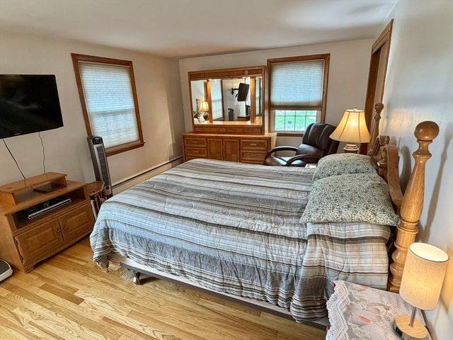 54 River St, Billerica, MA 01821