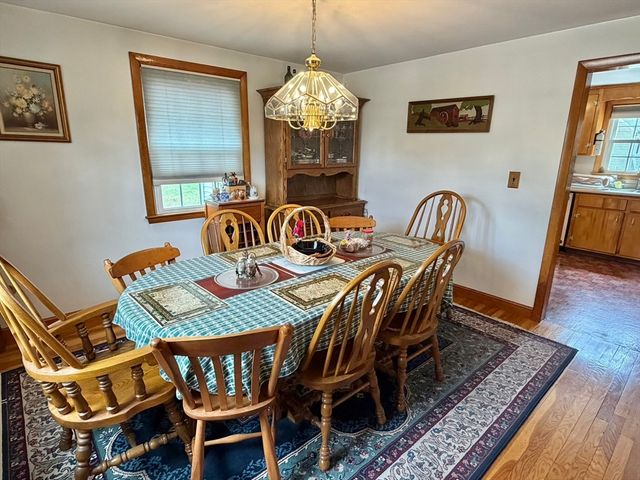 54 River St, Billerica, MA 01821