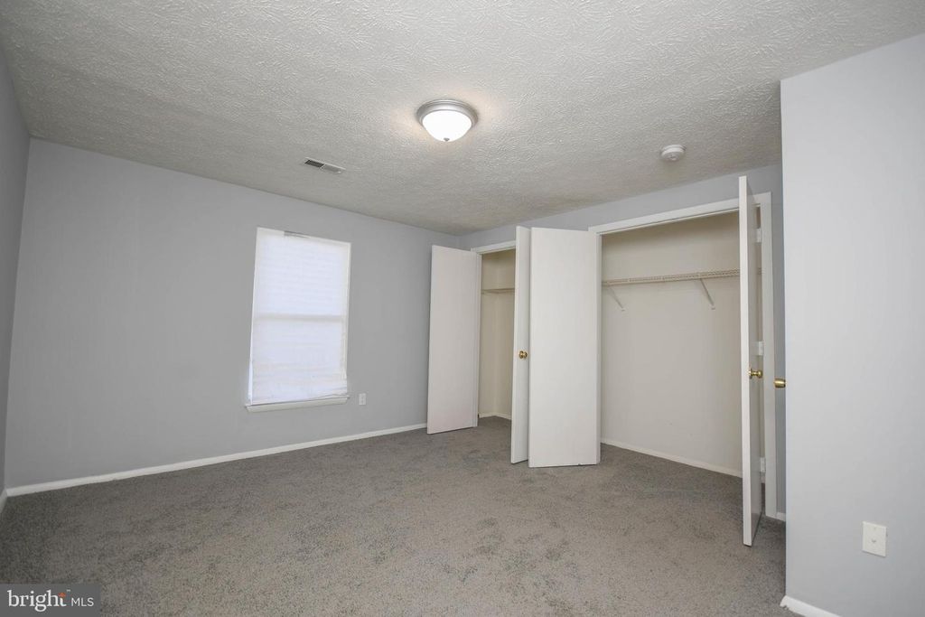 Image 26 of property listing at 332 SUTER RD, Baltimore, MD 21228