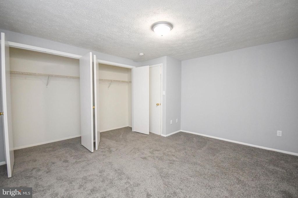 Image 28 of property listing at 332 SUTER RD, Baltimore, MD 21228