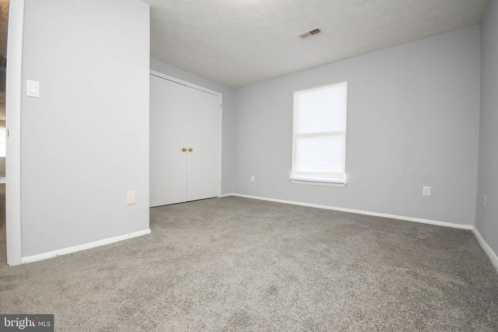 Image 31 of property listing at 332 SUTER RD, Baltimore, MD 21228