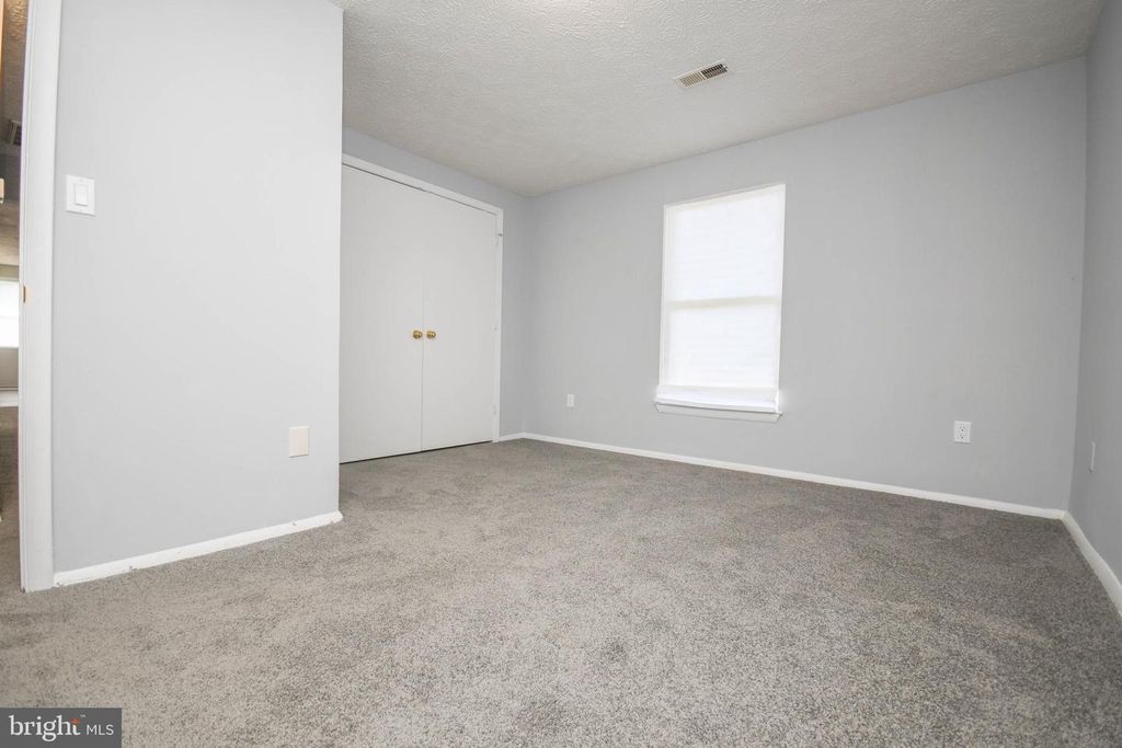 Image 32 of property listing at 332 SUTER RD, Baltimore, MD 21228