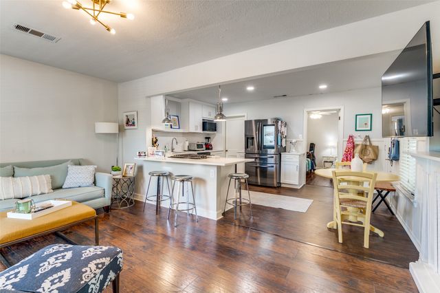 1827 Frederick Street, Fort Worth, TX 76107