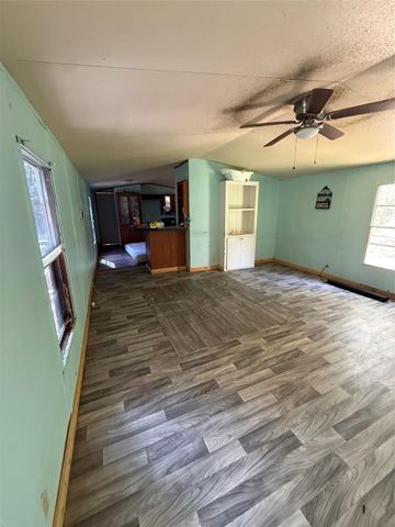 892 Hanks Street, Trinity, TX 75862