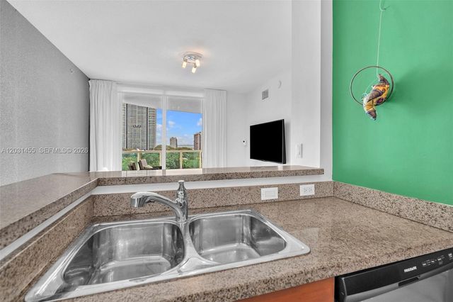 1723 SW 2nd Ave 1001, Miami, FL 33129