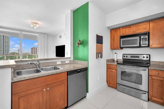 1723 SW 2nd Ave 1001, Miami, FL 33129