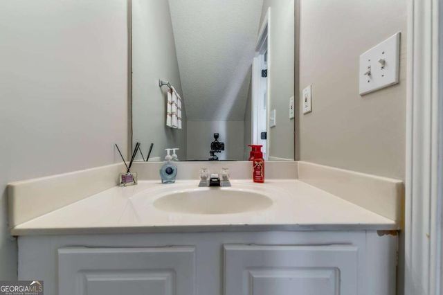 4175 Howell Park Road, Duluth, GA 30096