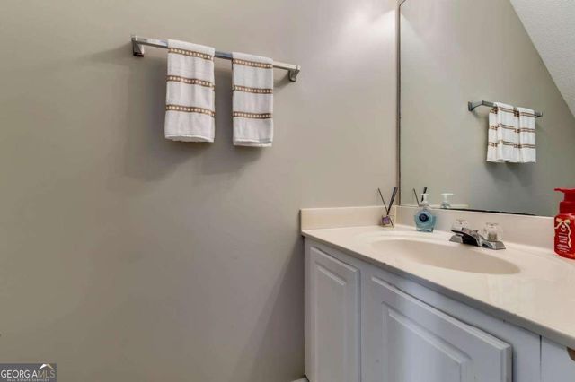 4175 Howell Park Road, Duluth, GA 30096