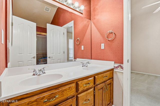 1351 WYATT EARP Street, El Paso, TX 79936