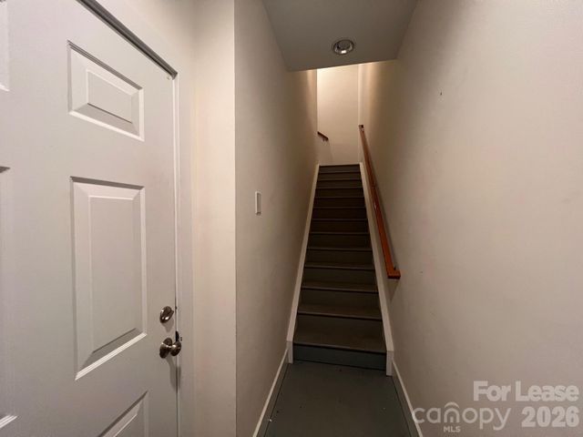 227 Harbour Place Drive, Davidson, NC 28036