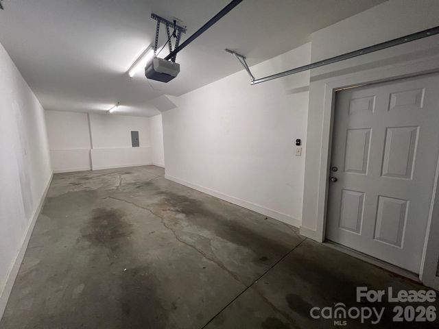 227 Harbour Place Drive, Davidson, NC 28036