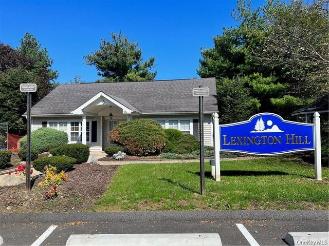 17 Lexington Hill 12, Harriman, NY 10926