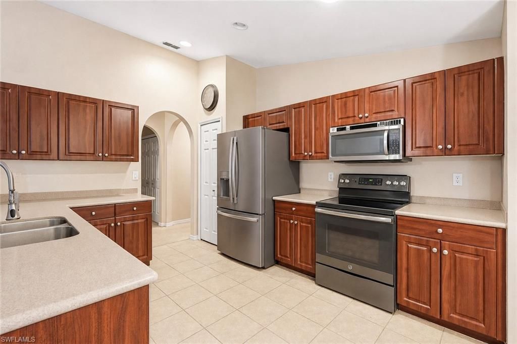 2541 NW 21st AVE, CAPE CORAL, FL 33993 — photo 4