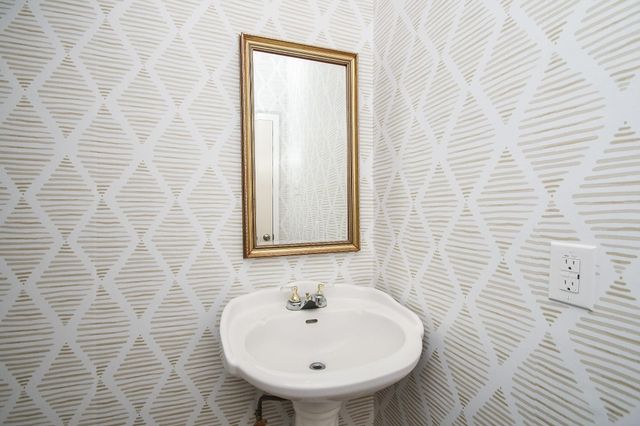 3800 Tanglewilde Street 109, Houston, TX 77063