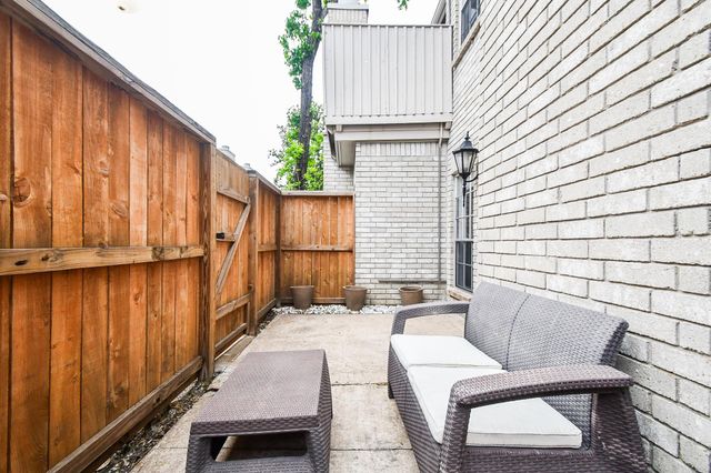 3800 Tanglewilde Street 109, Houston, TX 77063