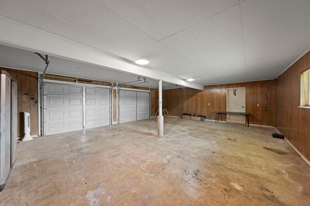 130 Willow Bend Rd, Center Point, TX 78010