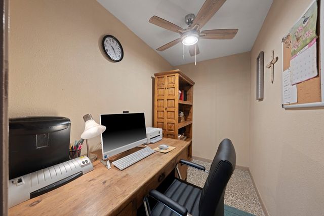 130 Willow Bend Rd, Center Point, TX 78010