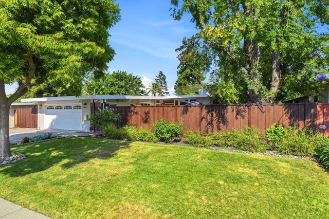 201 Thompson Square, Mountain View, CA 94043