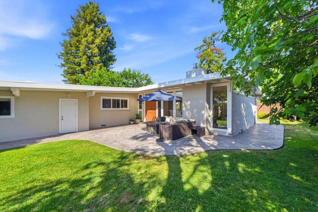 201 Thompson Square, Mountain View, CA 94043