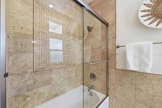 201 Thompson Square, Mountain View, CA 94043