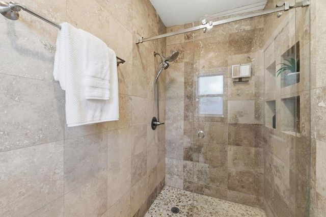 201 Thompson Square, Mountain View, CA 94043