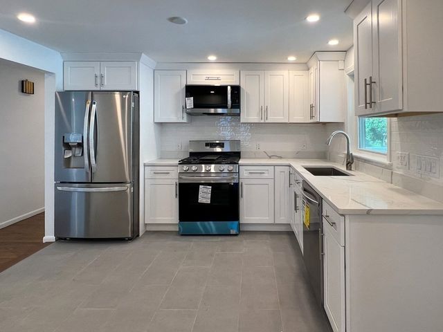 22 Chandler St 2, Watertown, MA 02472