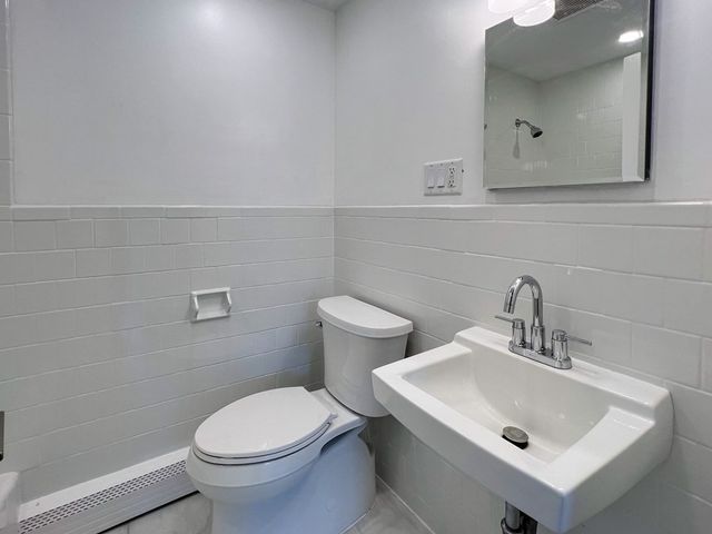 22 Chandler St 2, Watertown, MA 02472