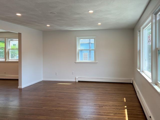 22 Chandler St 2, Watertown, MA 02472