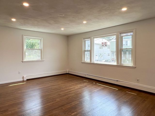 22 Chandler St 2, Watertown, MA 02472