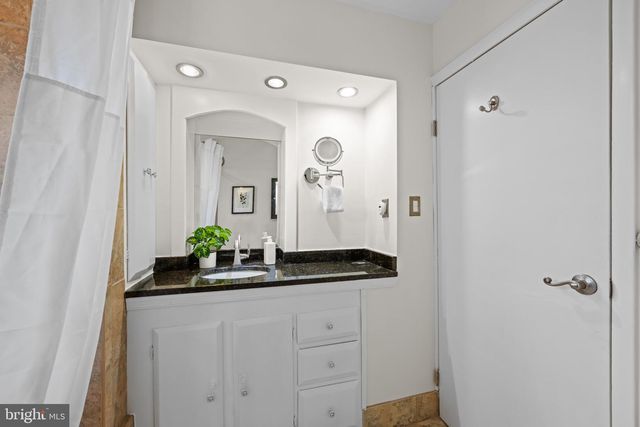517 HIGHLAND DR, Edgewater, MD 21037