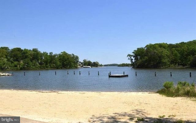 517 HIGHLAND DR, Edgewater, MD 21037