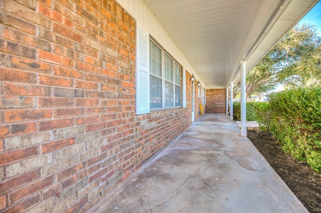 3301 Chatterton Drive, San Angelo, TX 76904