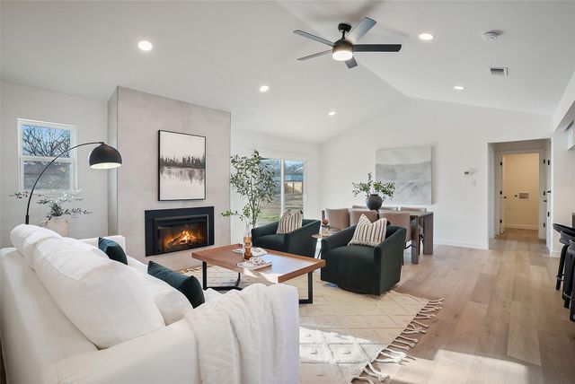 5400 Salem Hill DR, Austin, TX 78745