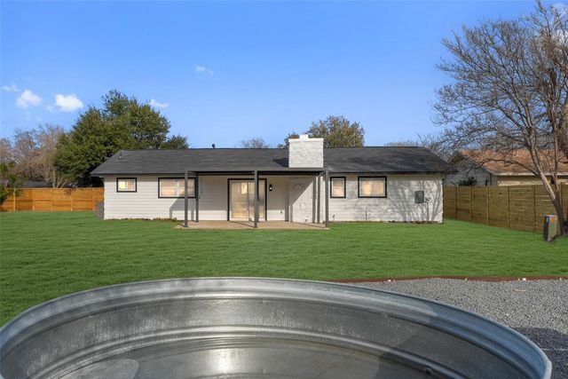 5400 Salem Hill DR, Austin, TX 78745