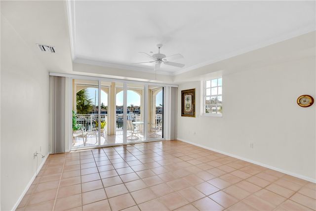 5540 N Harbor Village Drive 305, Vero Beach, FL 32967