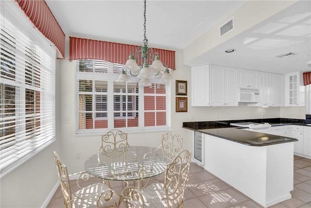 5540 N Harbor Village Drive 305, Vero Beach, FL 32967