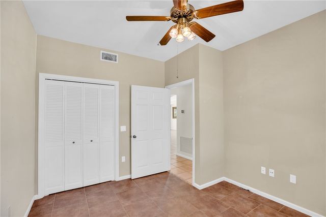 5540 N Harbor Village Drive 305, Vero Beach, FL 32967