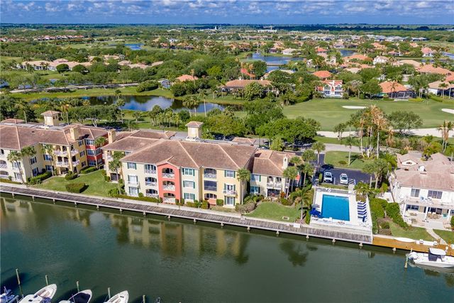 5540 N Harbor Village Drive 305, Vero Beach, FL 32967