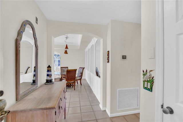 5540 N Harbor Village Drive 305, Vero Beach, FL 32967
