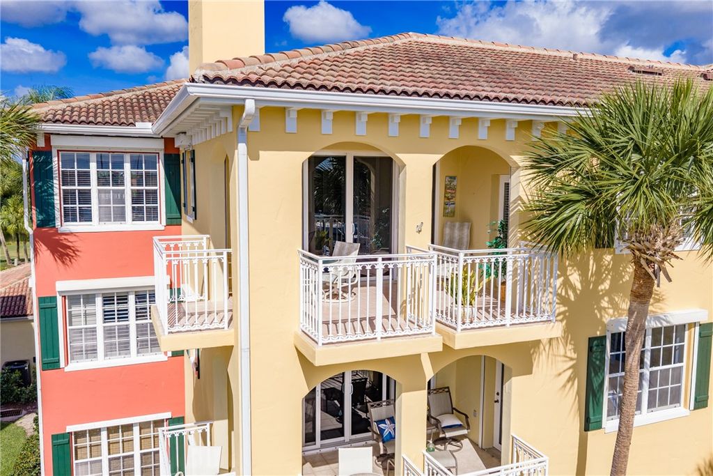 5540 N Harbor Village Drive 305, Vero Beach, FL 32967