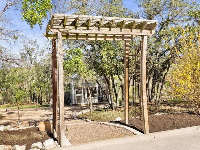 4200 Cypress Canyon TRL, Spicewood, TX 78669