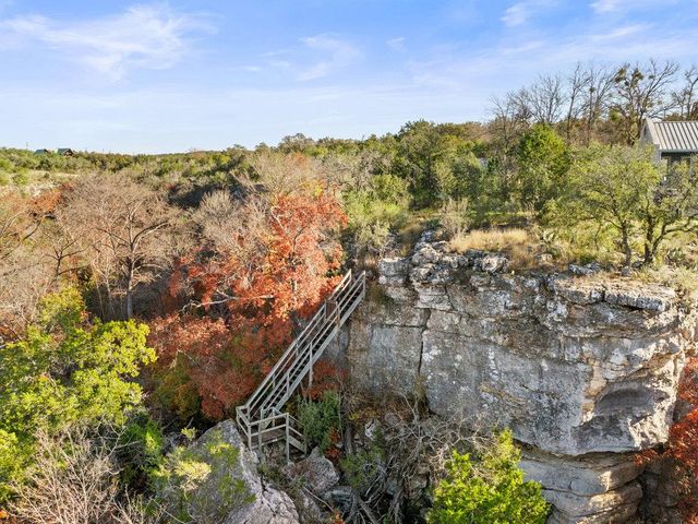 4200 Cypress Canyon TRL, Spicewood, TX 78669