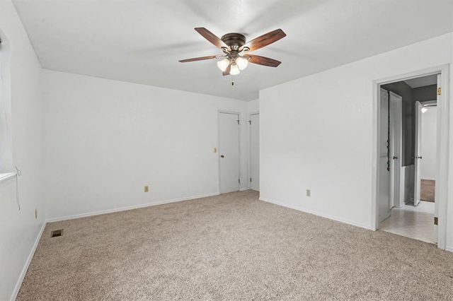 2112 Bentham Place, Yukon, OK 73099