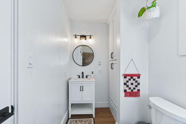 1005 Gold Street, Redding, CA 96001